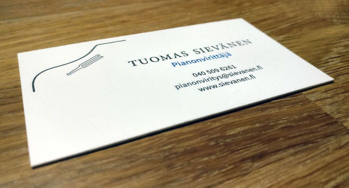 Käyntikortti. Pianonvirittäjä Tuomas Sievänen